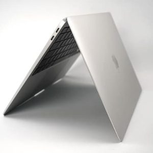 Apple MacBook Air MGN63B/A with M1CHIP